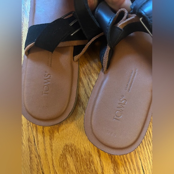 Toms Women’s Bree T-Strap Sandals - Flat- Black and Brown Leather and Suede - Picture 6 of 6